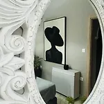 Luxury Katrinas With Outdoor Jacuzzi *
