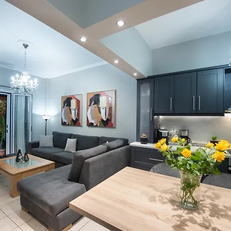 Luxury Katrinas With Outdoor Jacuzzi Apartment
