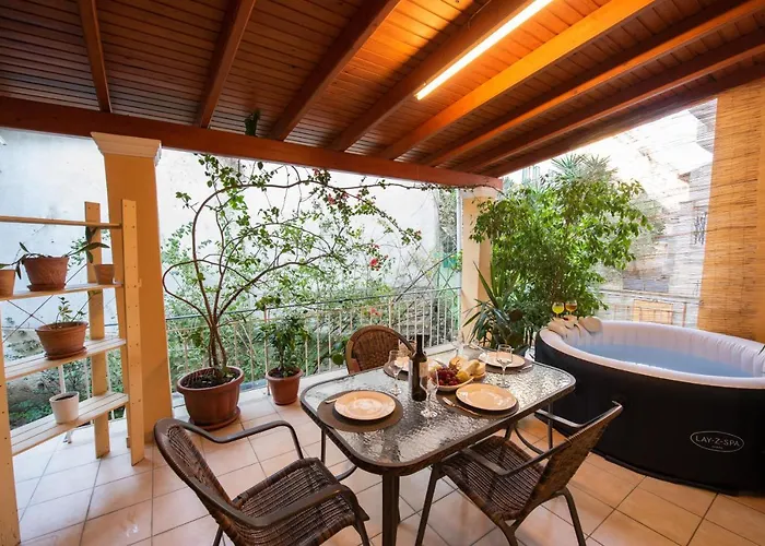 Luxury Katrinas With Outdoor Jacuzzi Corfu (city)